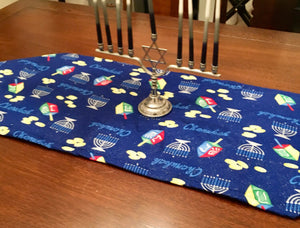 Chanukah Hanukkah Table Runner reversible padded insulate
