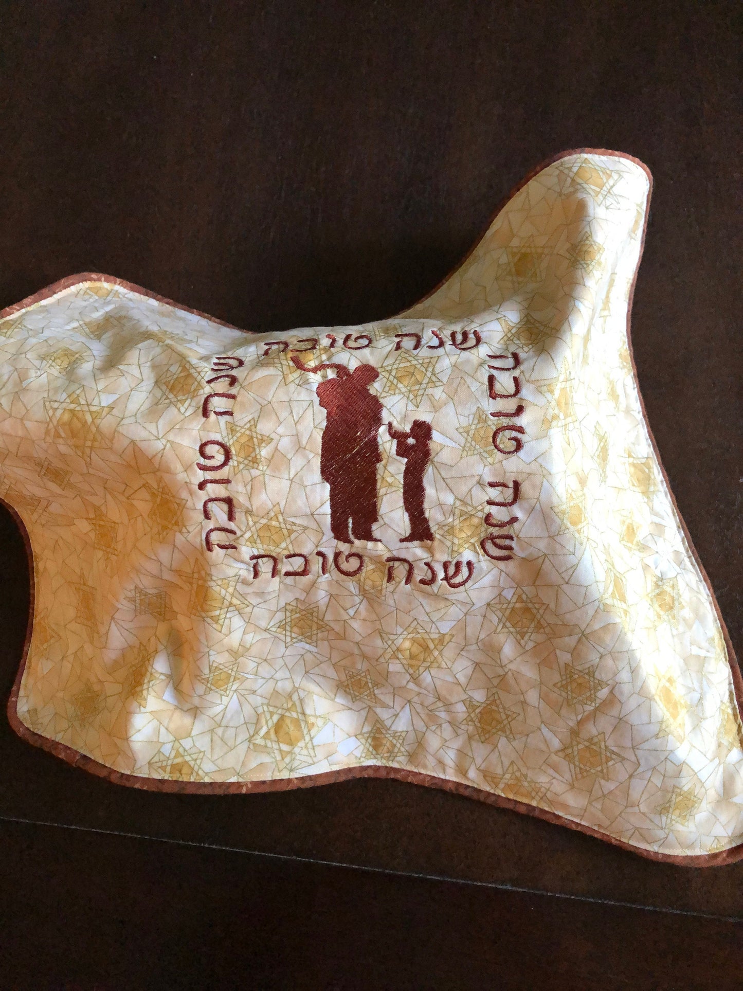 Challah cover for Rosh Hashanah and Shabbat Shofar blowing on gold Jewish stars OOAK