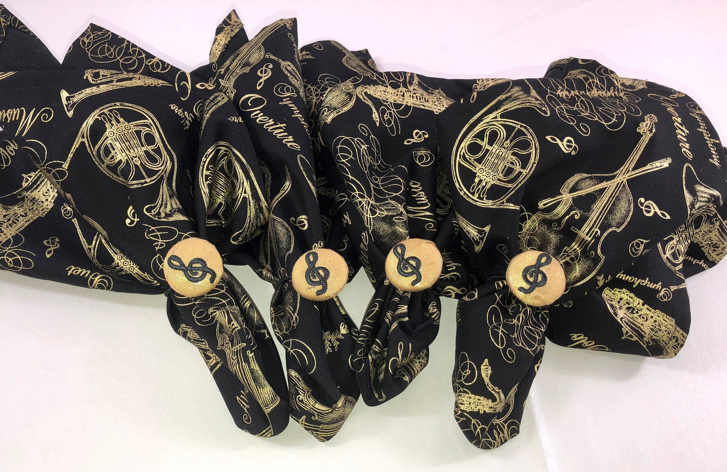 Stunning musical napkins Musical instruments optional napkin ring