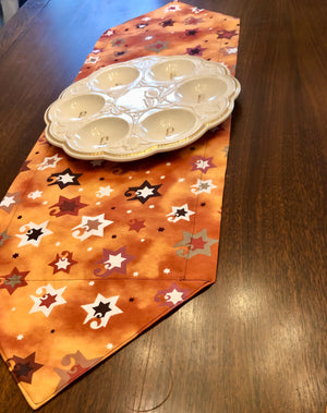 PASSOVER Table Runner reversible. Beautiful colors. Matzah fabric. Matching napkins available