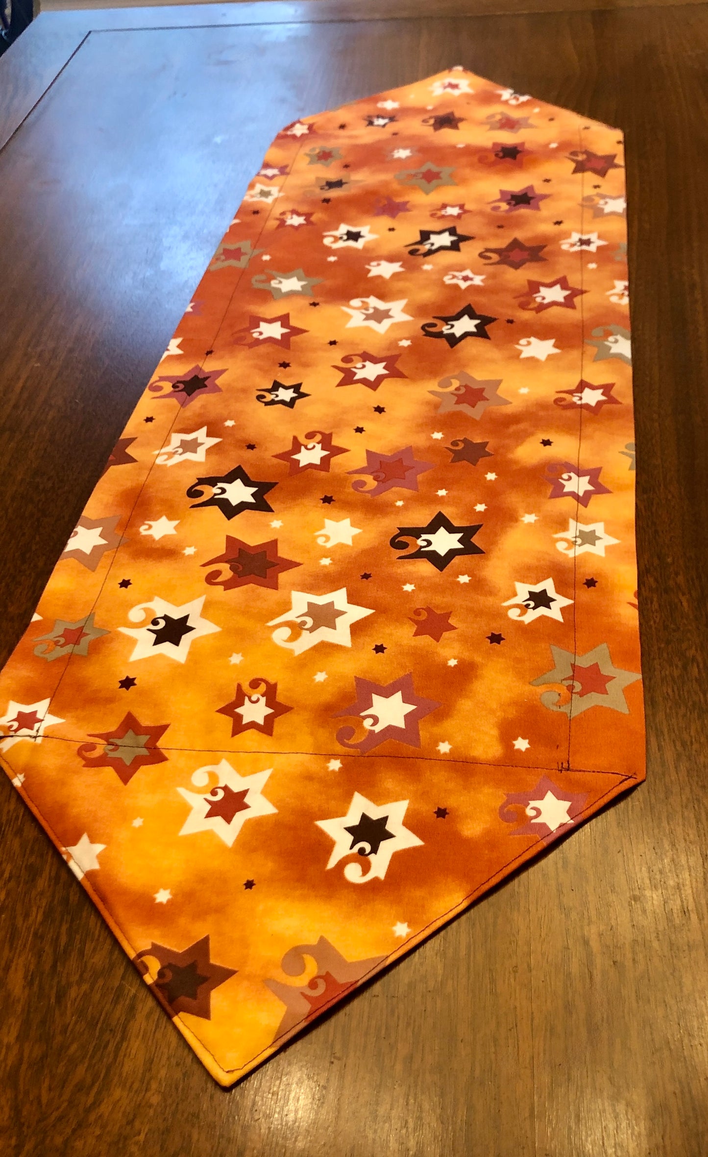 PASSOVER Table Runner reversible. Beautiful colors. Matzah fabric. Matching napkins available