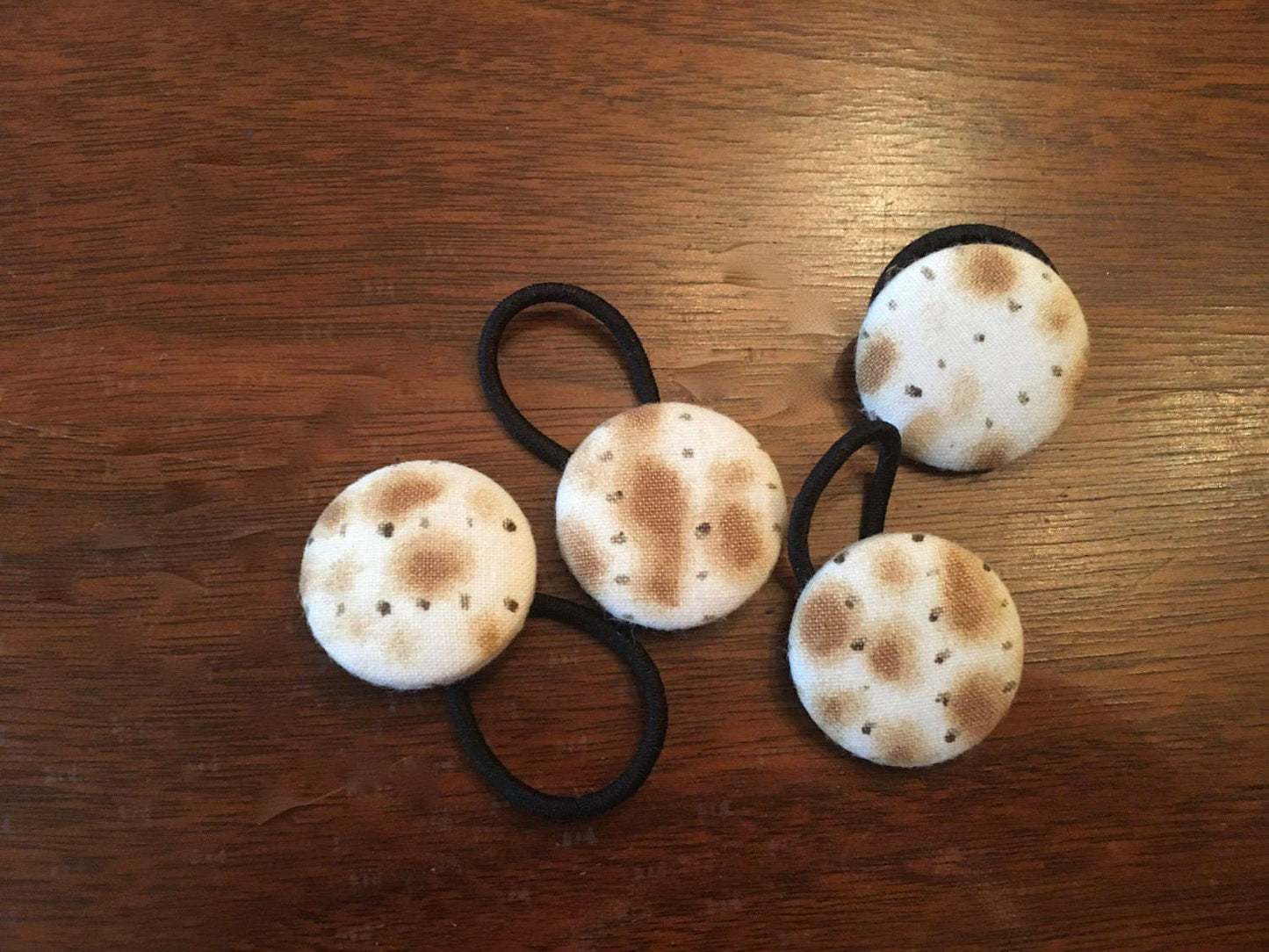 Matzah napkin rings for Passover