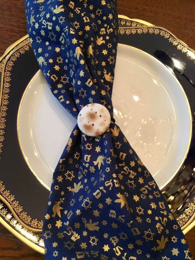 Matzah napkin rings for Passover