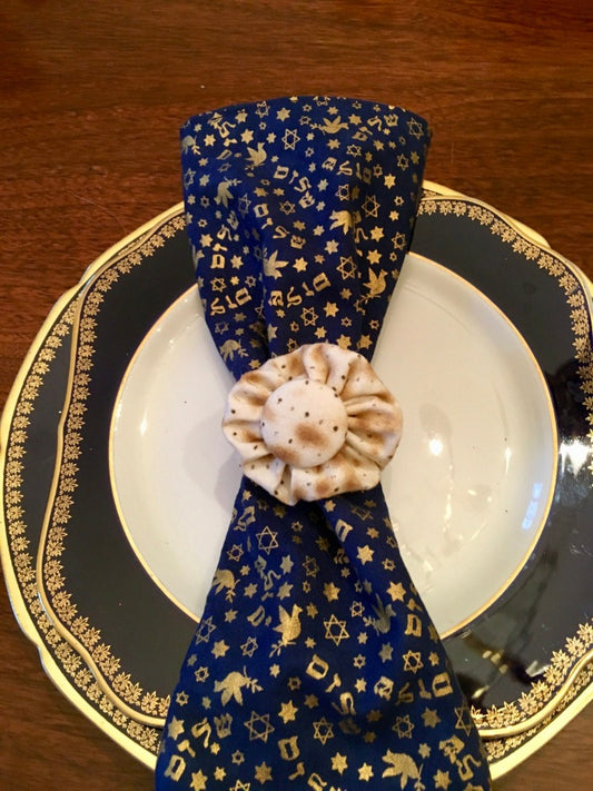 Matzah napkin rings for Passover