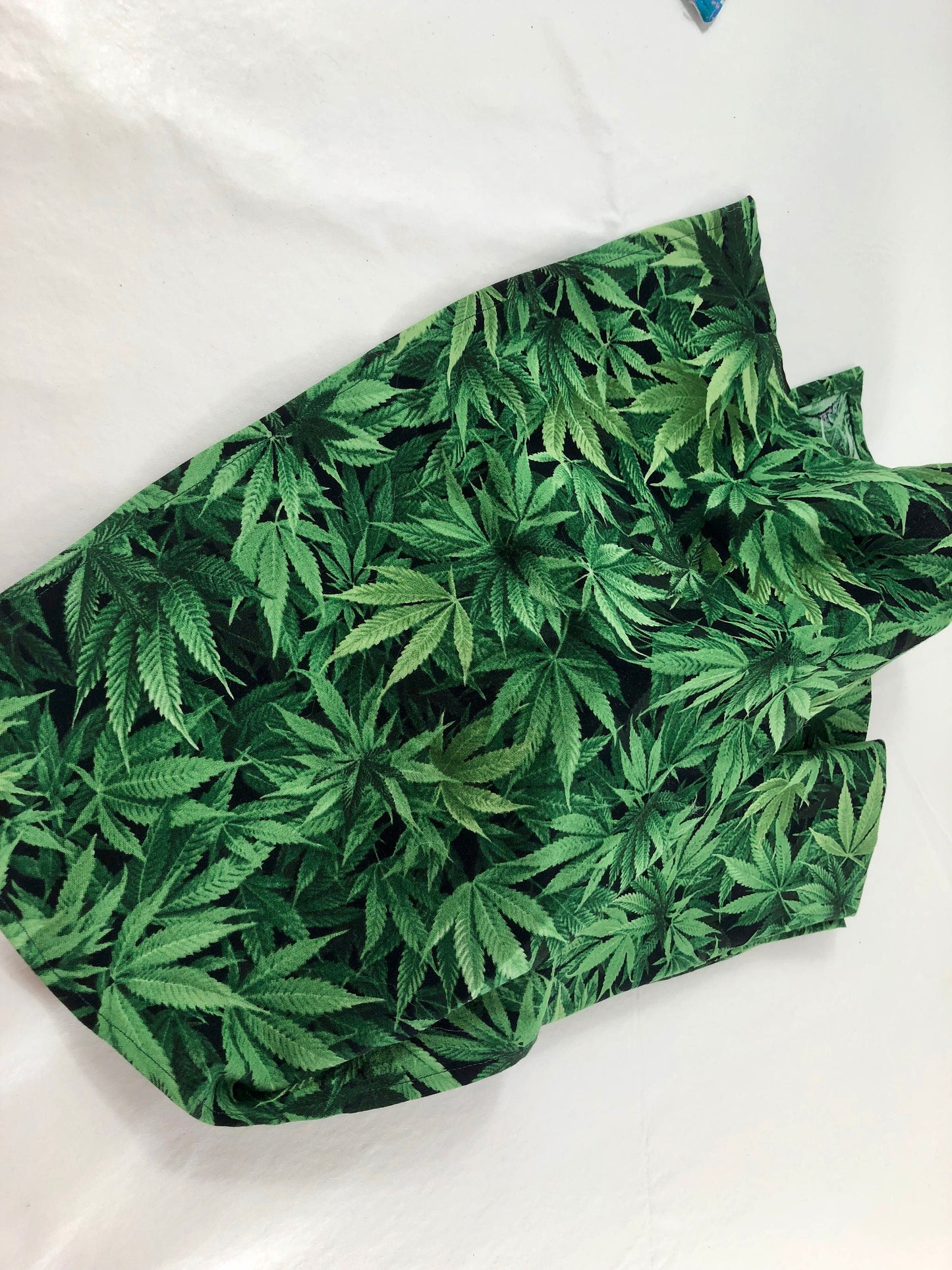 Marijuana Cannabis print fabric napkins set of 4 fabric eco-friendly napkins 17 inch square