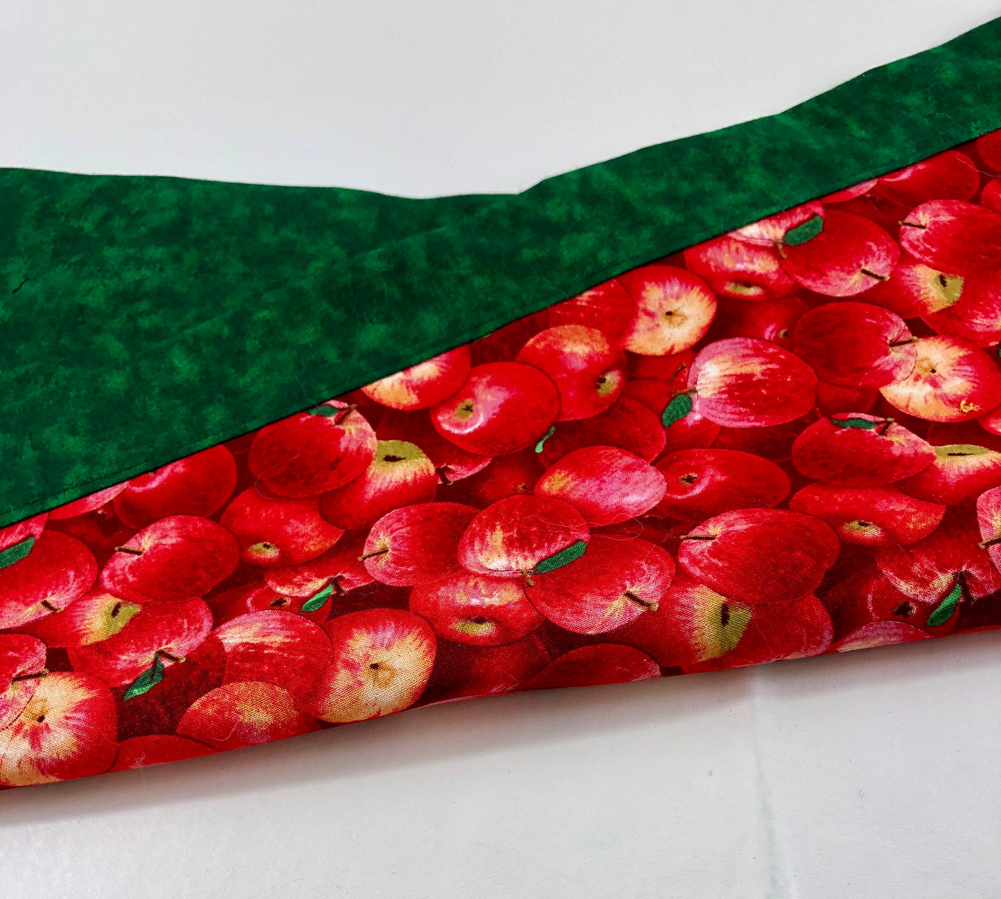 Apples Apples table runner.   Great for High Holidays and Apple season  reversible